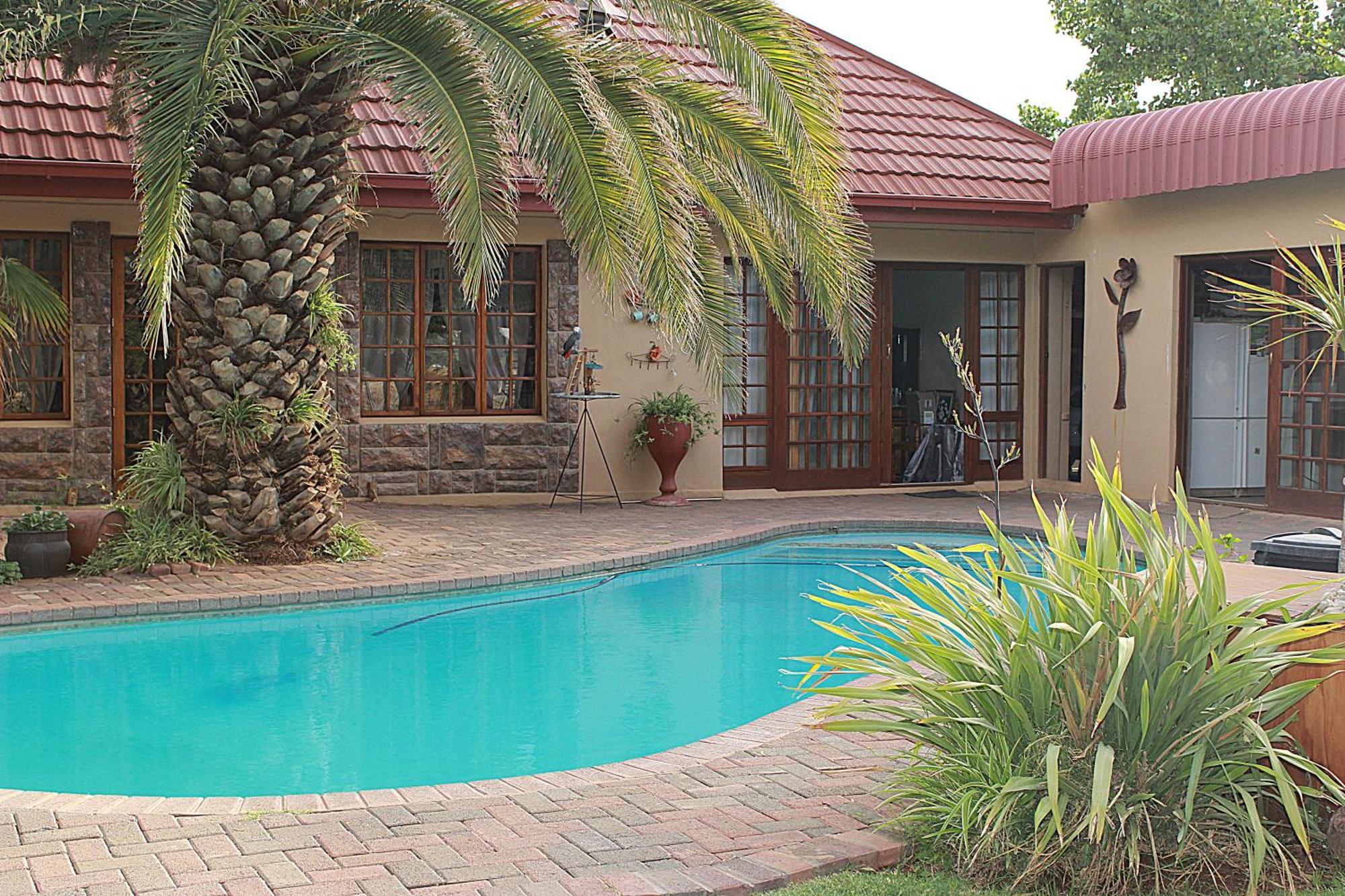 A Cherry Lane Self Catering And B&B Bloemfontein Exterior foto