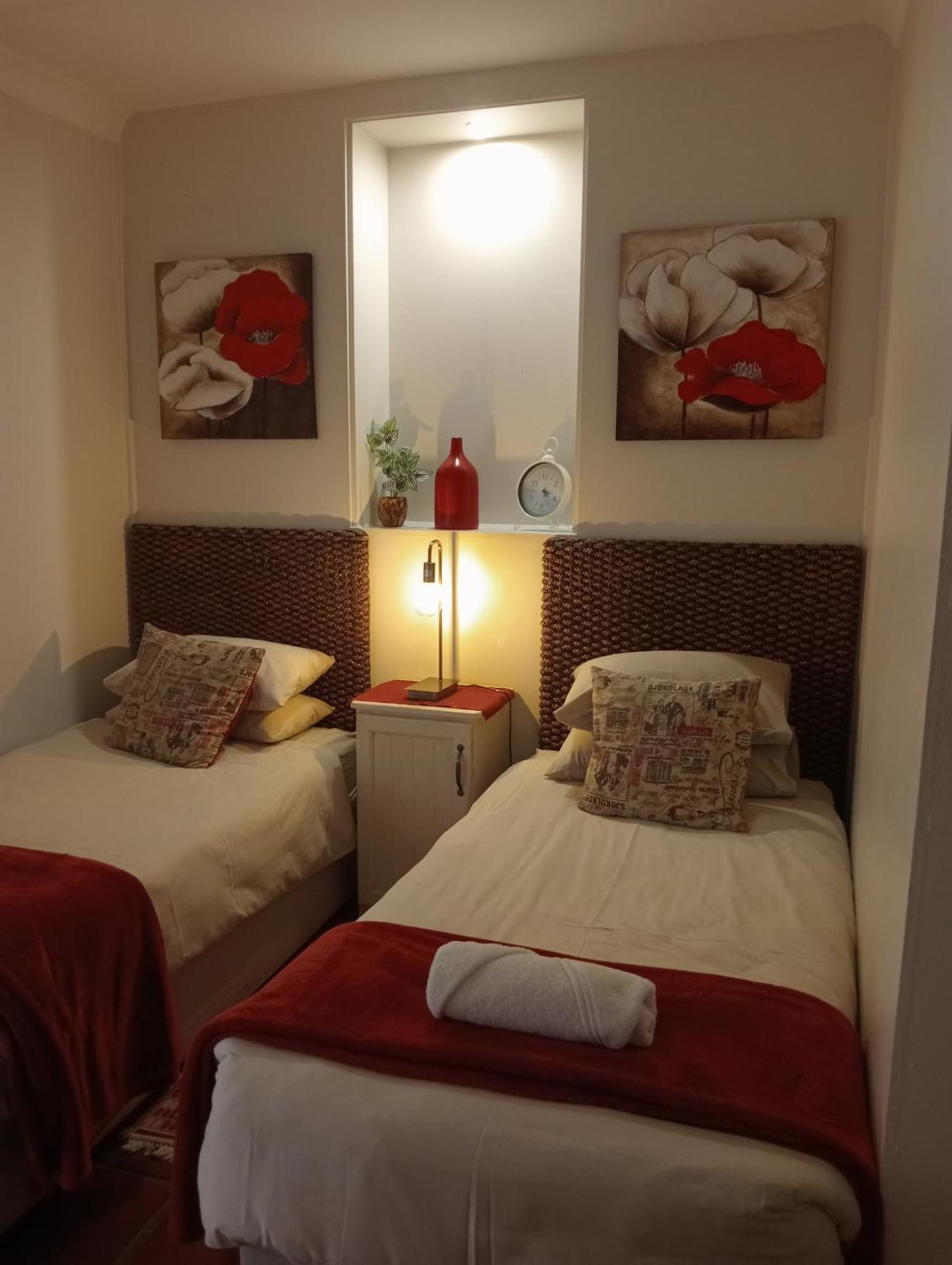 A Cherry Lane Self Catering And B&B Bloemfontein Exterior foto